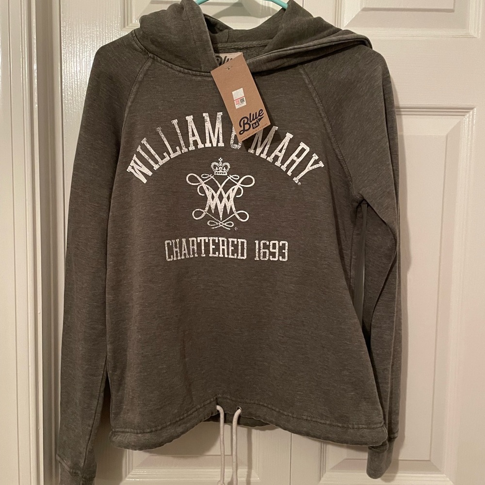 William and Mary sweatshirt NWT